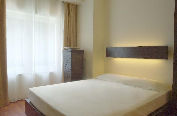 Aston Hotel Pino Torinese Esterno foto