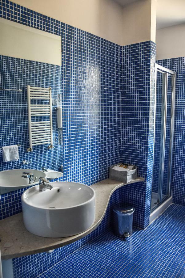 Aston Hotel Pino Torinese Esterno foto